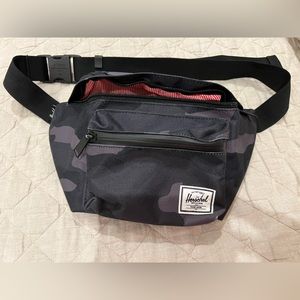 Herschel Supply Co. belt bag